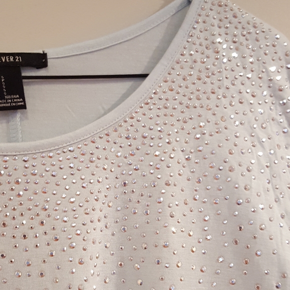 Forever 21 • Top - Picture 4 of 4